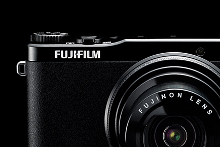 FUJIFILM XQ1