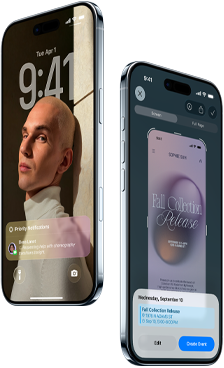 Dva iPhony Air, šikmý pohled zepředu, tenký profil, zamknutá obrazovka, použití vizuální inteligence