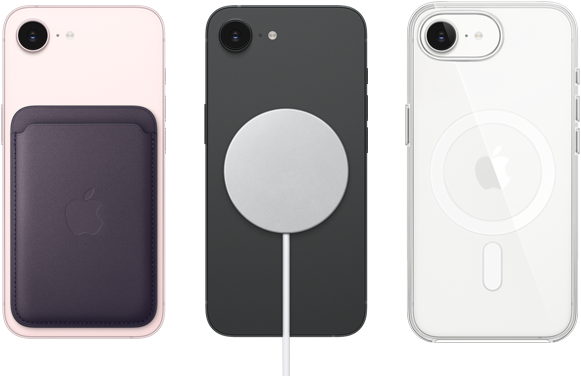 iPhone 17e, pohľad zozadu, svetloružová farba, pripnutá peňaženka z tkaniny FineWoven s MagSafe, iPhone 17e, pohľad zozadu, čierna farba, pripnutá nabíjačka MagSafe, iPhone 17e, pohľad zozadu, biela farba, nasadený priehľadný kryt s MagSafe